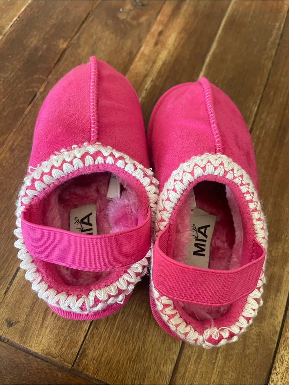 MIA Girls Bright Pink Faux-Fur Slip-On Moccasin Slippers